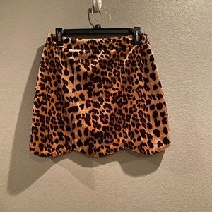 Main strip cheetah skirt